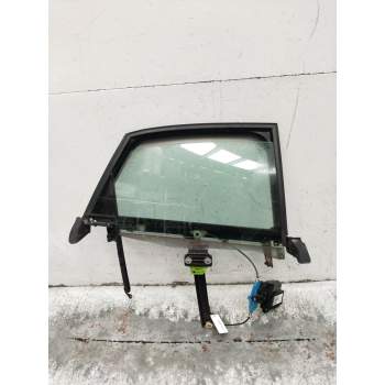 ELEVALUNAS TRASERO DERECHO 8E0839462A 4P 2001