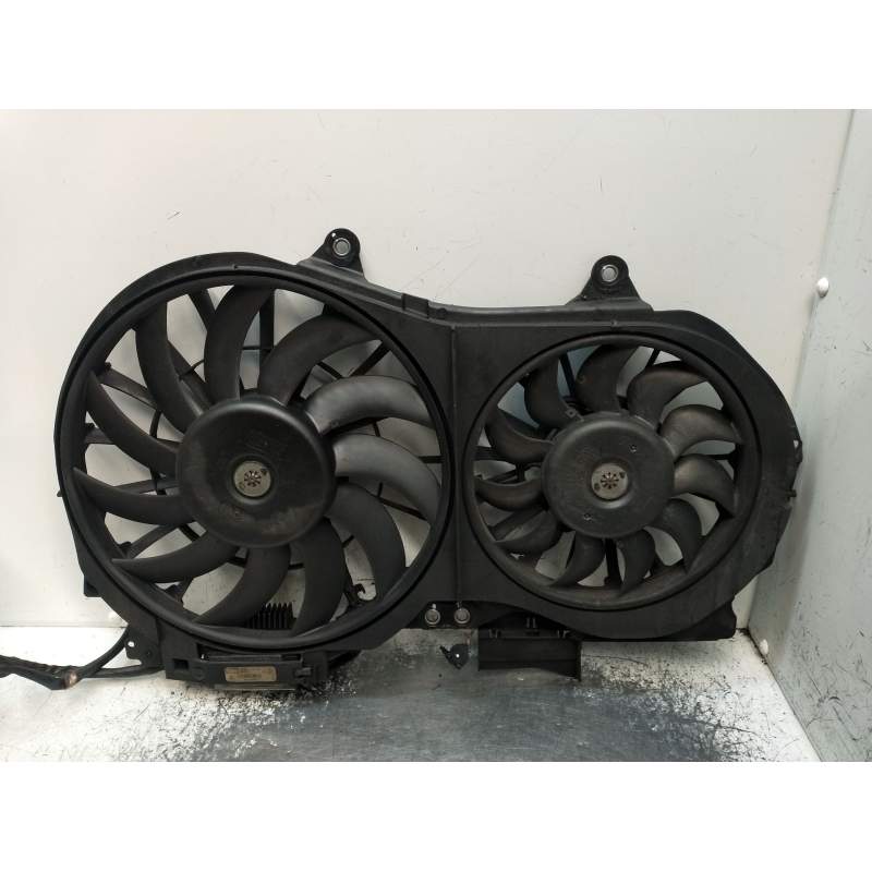 Recambio de electroventilador para audi a4 b6 (8e2) 2.0 referencia OEM IAM   2001