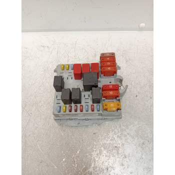 CAJA RELES / FUSIBLES 50508214 19JTD 2006