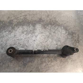 BRAZO SUSPENSION SUPERIOR TRASERO DERECHO 