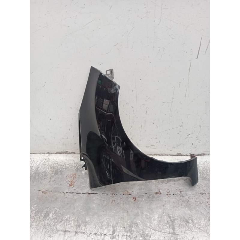 Recambio de aleta delantera derecha para ford fiesta vi (cb1, ccn) 1.5 tdci referencia OEM IAM   2012
