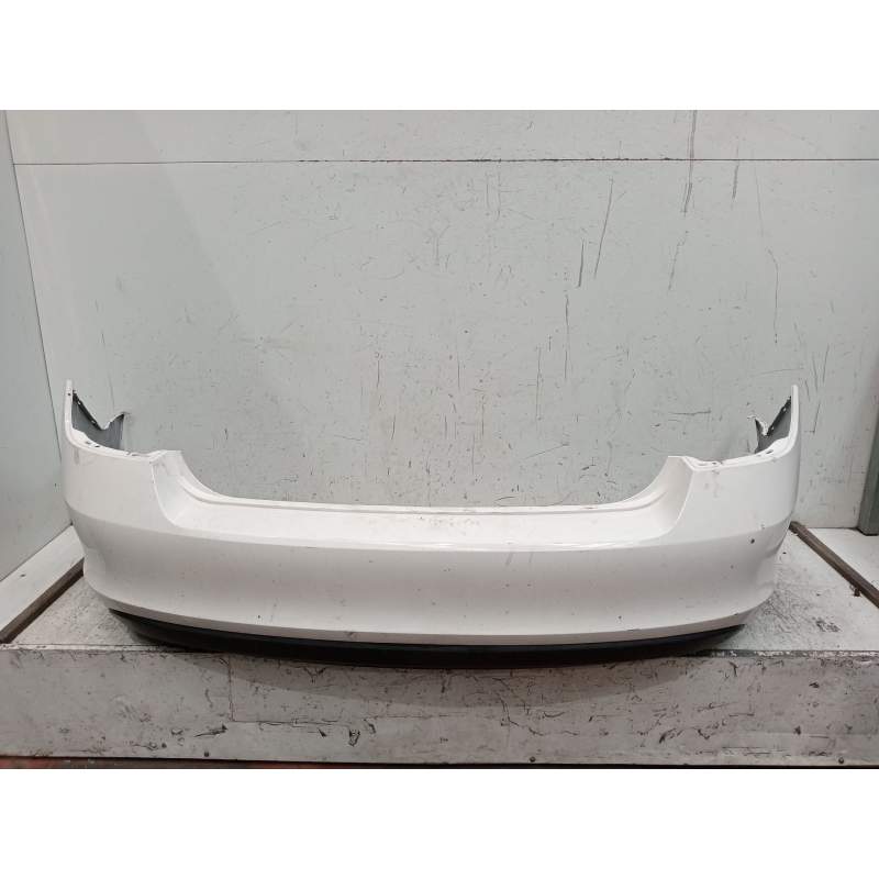 Recambio de paragolpes trasero para skoda rapid (nh3, nk3, nk6) 1.6 tdi referencia OEM IAM   2012