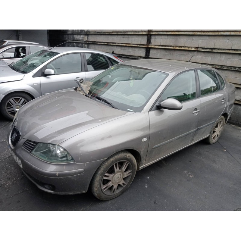 seat cordoba berlina (6l2) del año 2003