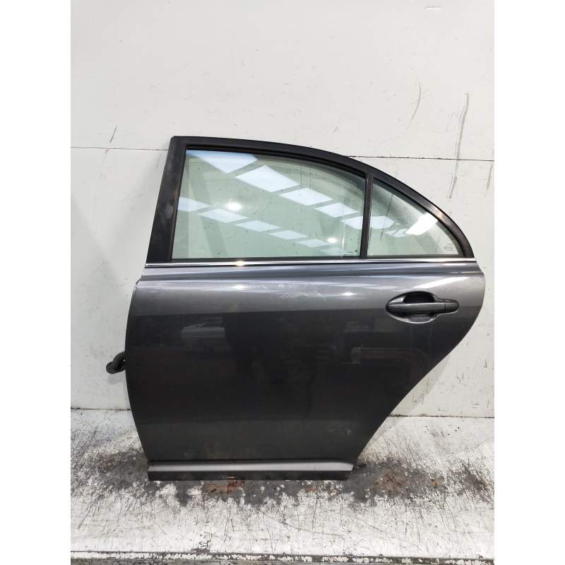 Recambio de puerta trasera izquierda para toyota avensis berlina (t25) referencia OEM IAM  4P 2006