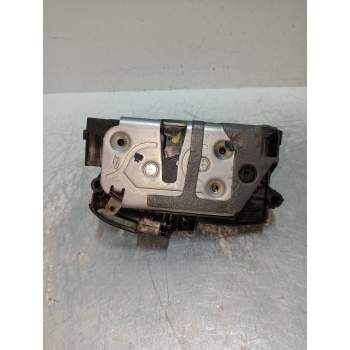 MOTOR CIERRE CENTRALIZADO TRASERO DERECHO 40744133 5P 2008
