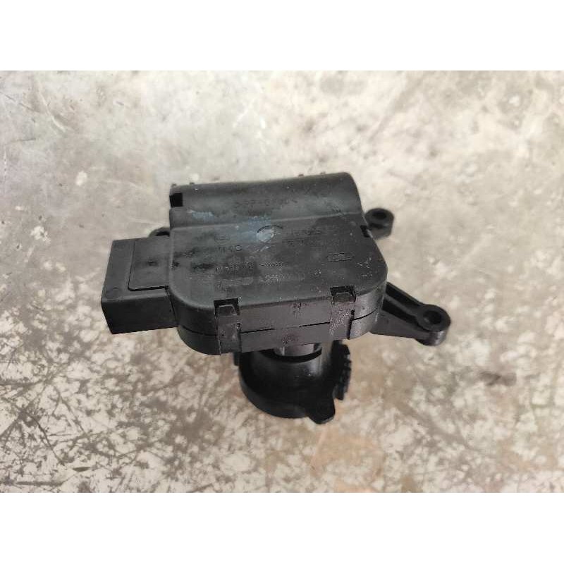 Recambio de motor apertura trampillas climatizador para lancia thesis (115) 3.0 v6 24v cae emblema referencia OEM IAM 0132801312