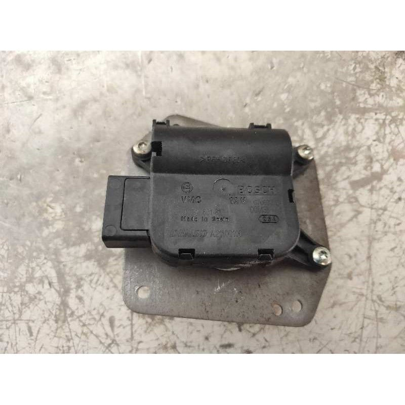 Recambio de motor apertura trampillas climatizador para lancia thesis (115) 3.0 v6 24v cae emblema referencia OEM IAM 0132801312