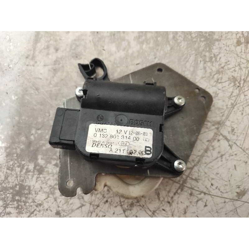 Recambio de motor apertura trampillas climatizador para lancia thesis (115) 3.0 v6 24v cae emblema referencia OEM IAM 0132801314