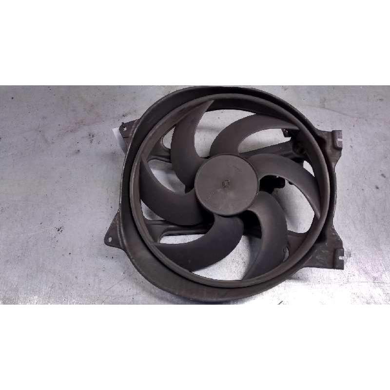 Recambio de electroventilador para renault 19 hatchback (b/c53) 1.7 txi referencia OEM IAM 7700784652  GATE