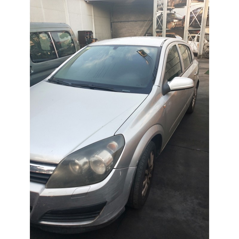 opel astra h berlina del año 2006