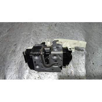 MOTOR CIERRE CENTRALIZADO DELANTERO IZQUIERDO A2047202735 