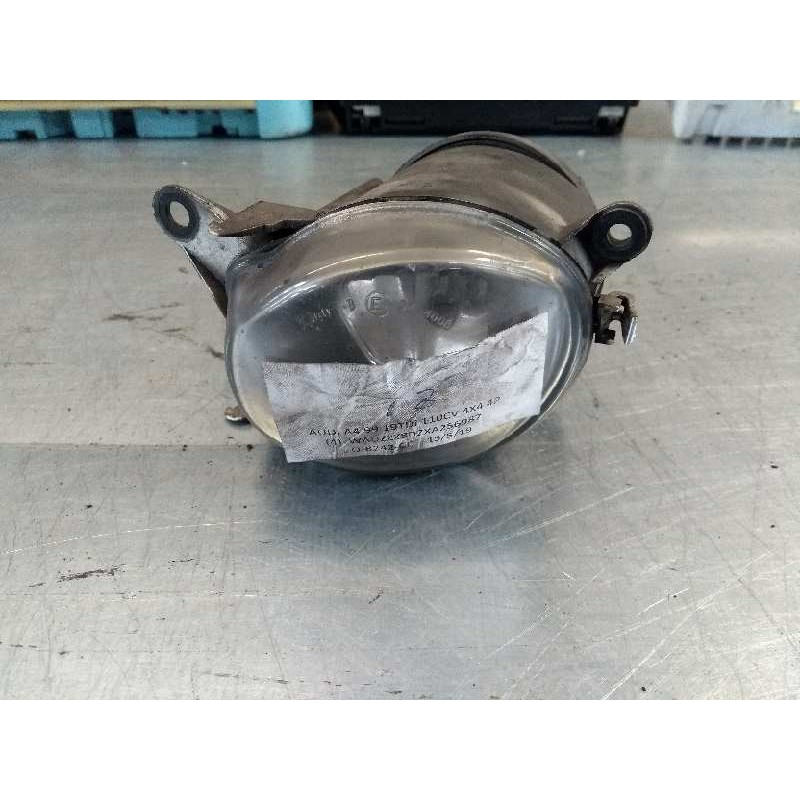 Recambio de faro antiniebla izquierdo para audi a4 berlina (b5) 1.9 tdi quattro referencia OEM IAM   