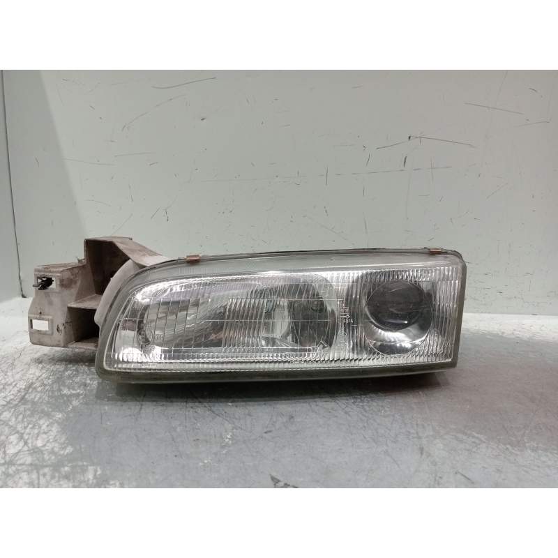 Recambio de faro izquierdo para mazda 626 iv hatchback (ge) 2.5 24v (ge5p) referencia OEM IAM   