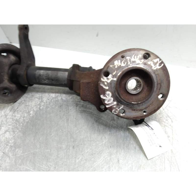 Recambio de mangueta delantera izquierda para peugeot 106 (s2) 1.4 referencia OEM IAM   4T