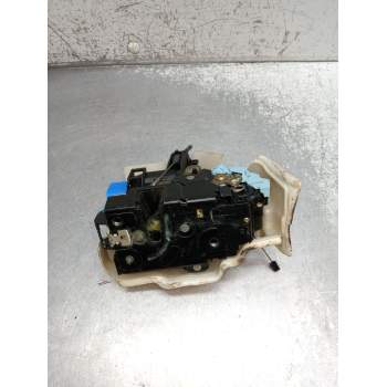 MOTOR CIERRE CENTRALIZADO DELANTERO DERECHO 5P 