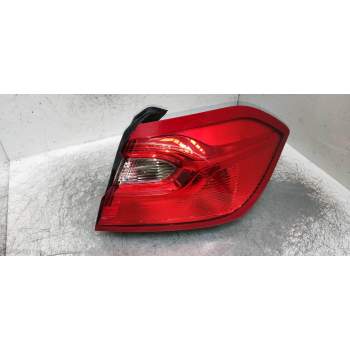PILOTO TRASERO DERECHO H1BB13404AH 