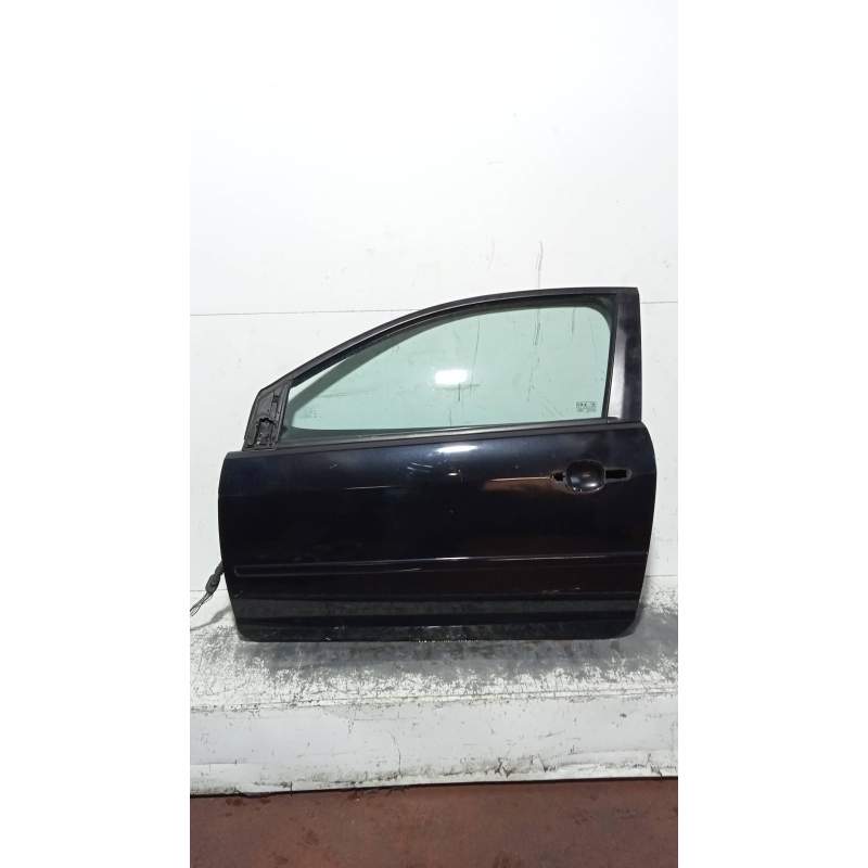 Recambio de puerta delantera izquierda para ford focus berlina (cap) titanium referencia OEM IAM  3P 2005