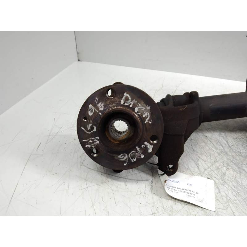 Recambio de mangueta delantera derecha para peugeot 106 (s2) max referencia OEM IAM   3T