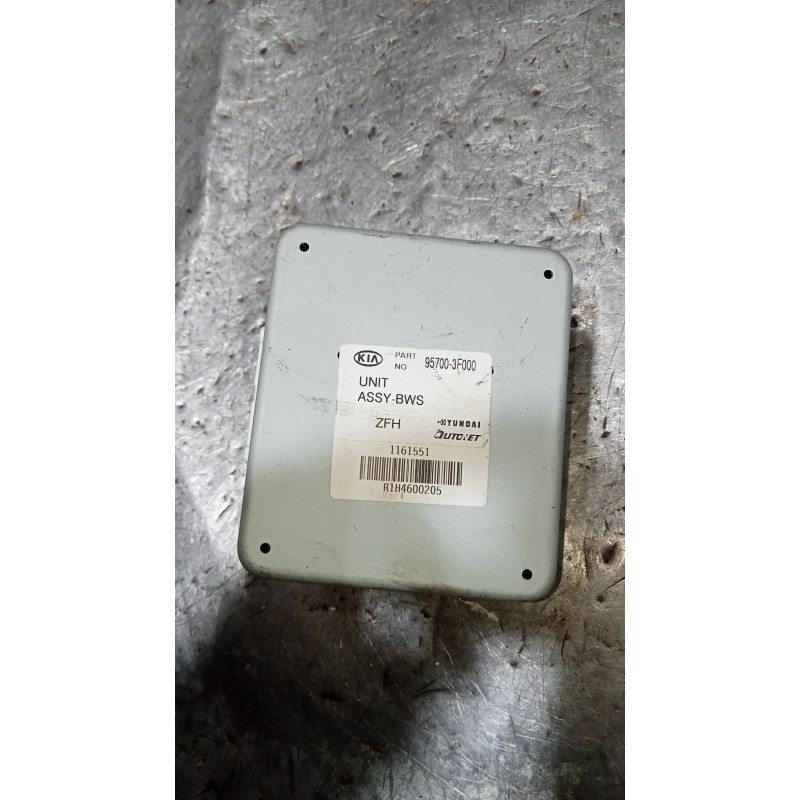 Recambio de modulo electronico para kia opirus básico referencia OEM IAM 957003F000  