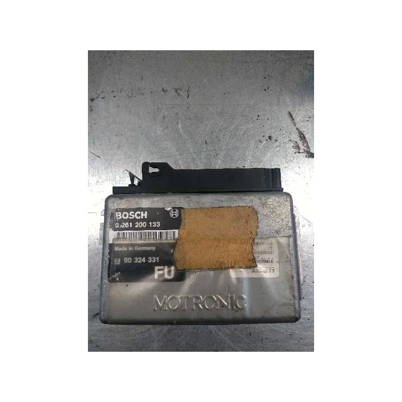 Recambio de centralita motor uce para opel vectra a 2.0 referencia OEM IAM 0261200133 90324331 FU