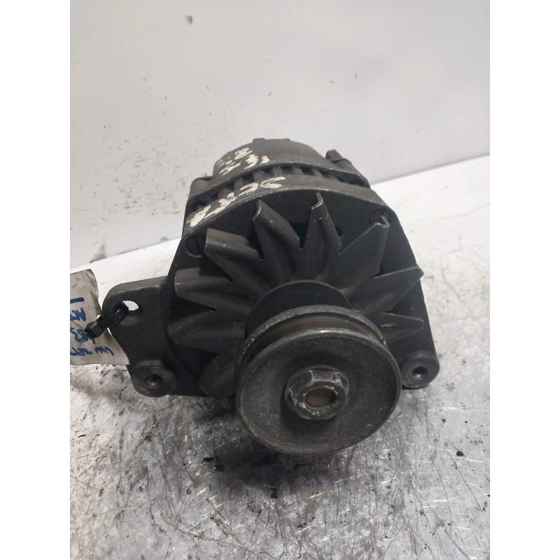 Recambio de alternador para volkswagen jetta (165/167) gl referencia OEM IAM   