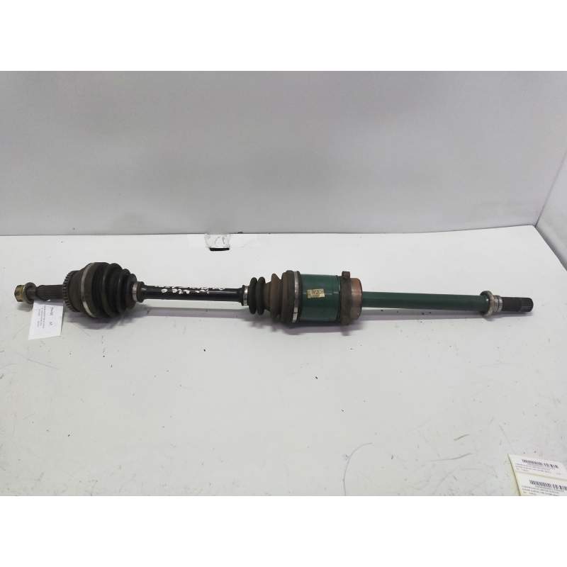 Recambio de transmision delantera derecha para nissan almera tino (v10m) básico referencia OEM IAM YJ9533  