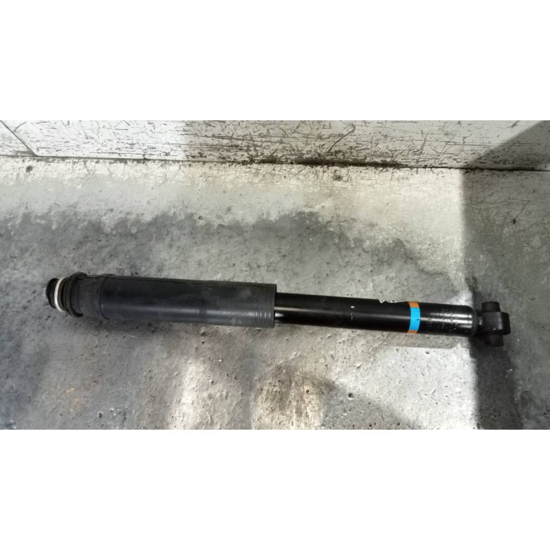 Recambio de amortiguador trasero derecho para toyota auris touring sports (e18) 1.8 16v cat (híbrido) referencia OEM IAM 4853002