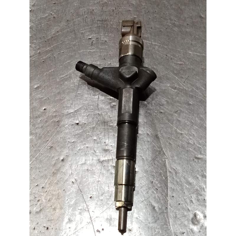 Recambio de inyector para nissan almera ii hatchback (n16) 2.2 dci referencia OEM IAM AW421AW4 04G00612 DENSO