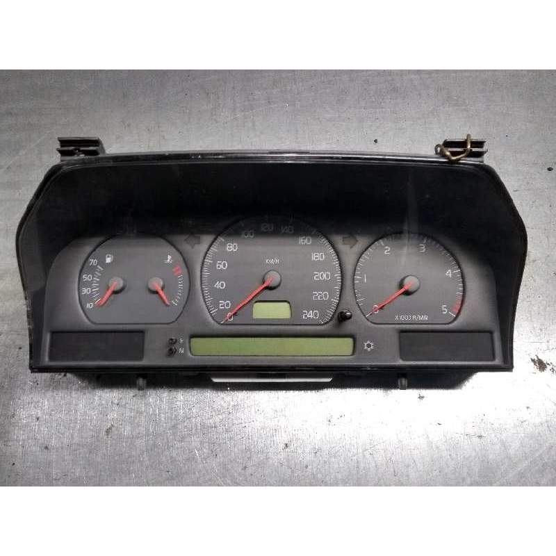 Recambio de cuadro instrumentos para volvo v70 familiar 2.5 turbodiesel referencia OEM IAM 9168386 69794700T 