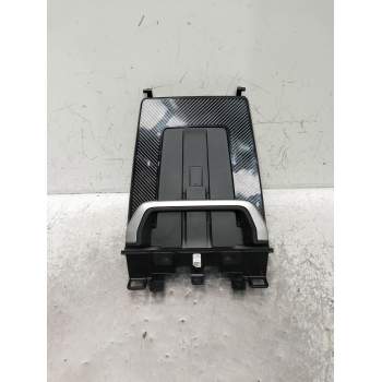 LUZ INTERIOR 8410 5A73DC501 A3C0371561900 2023
