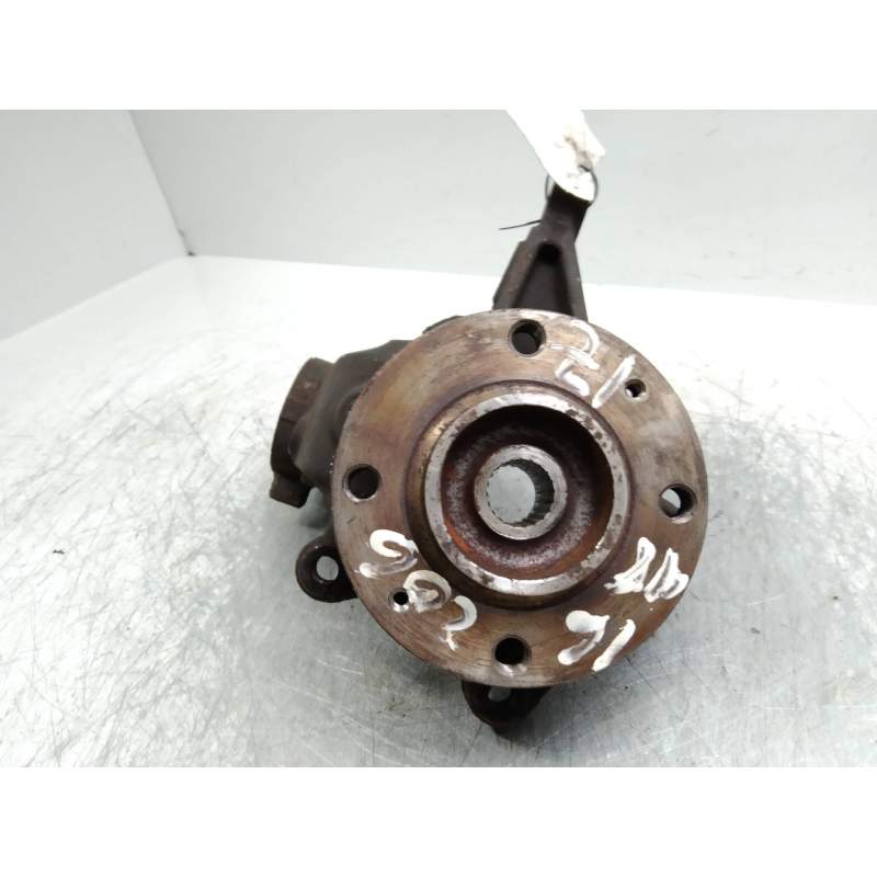 Recambio de mangueta delantera izquierda para peugeot 206 berlina referencia OEM IAM  16G 1998