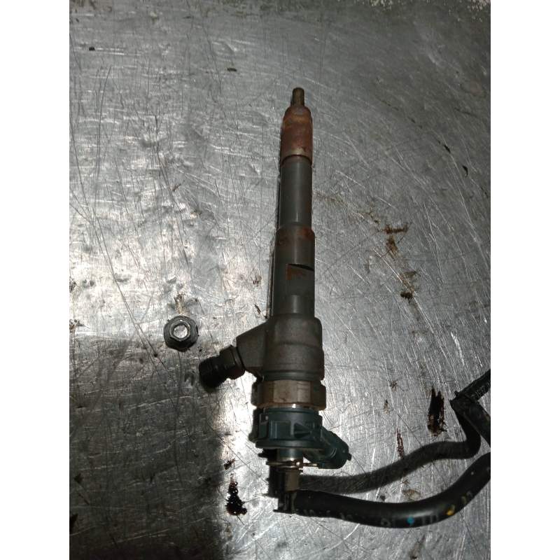Recambio de inyector para renault clio iv referencia OEM IAM 0445110652  