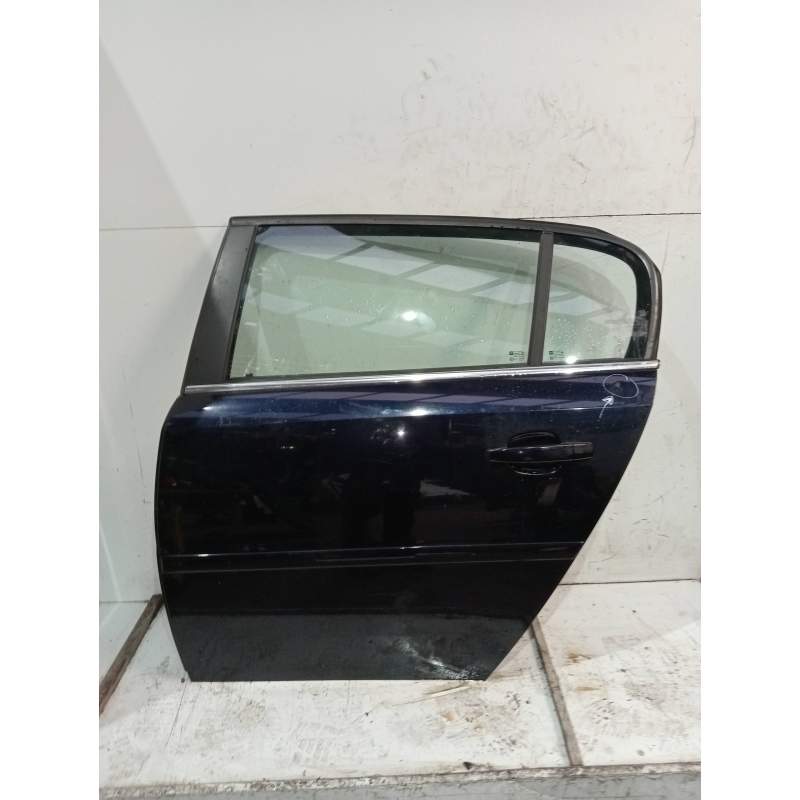 Recambio de puerta trasera izquierda para opel signum básico referencia OEM IAM   