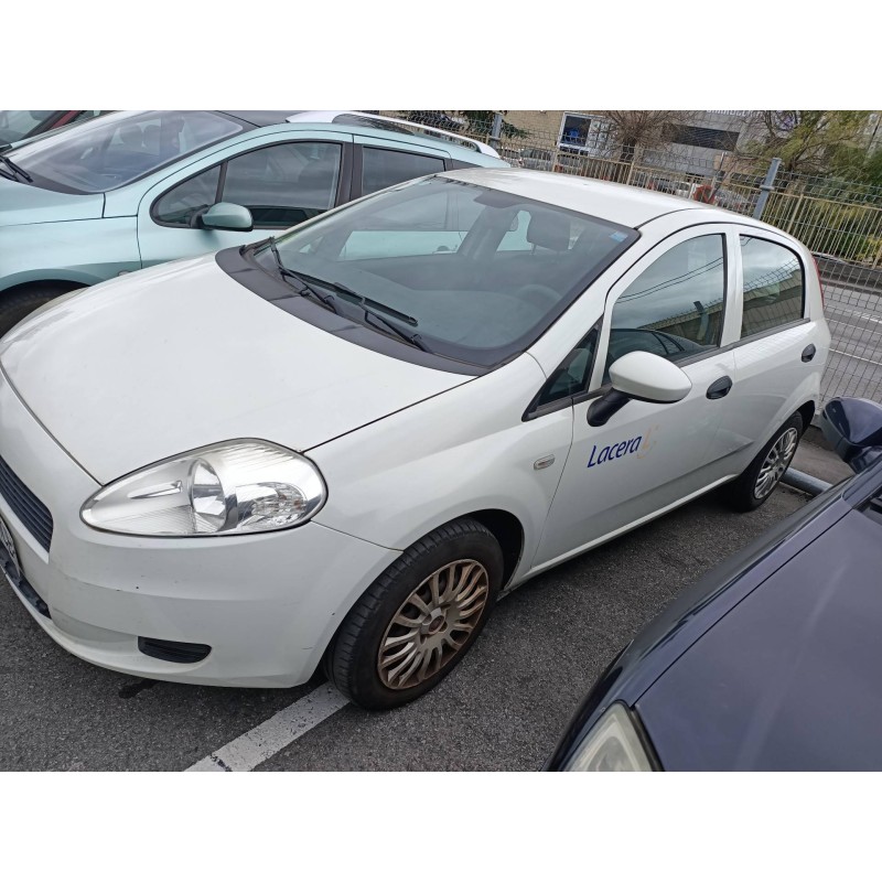 fiat punto (evo) (199) del año 2011