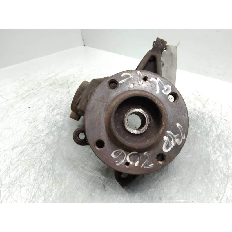 Recambio de mangueta delantera izquierda para peugeot 206 berlina referencia OEM IAM  19D 1998