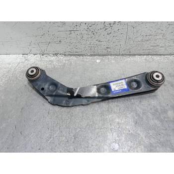 BRAZO SUSPENSION SUPERIOR TRASERO DERECHO 31360584 