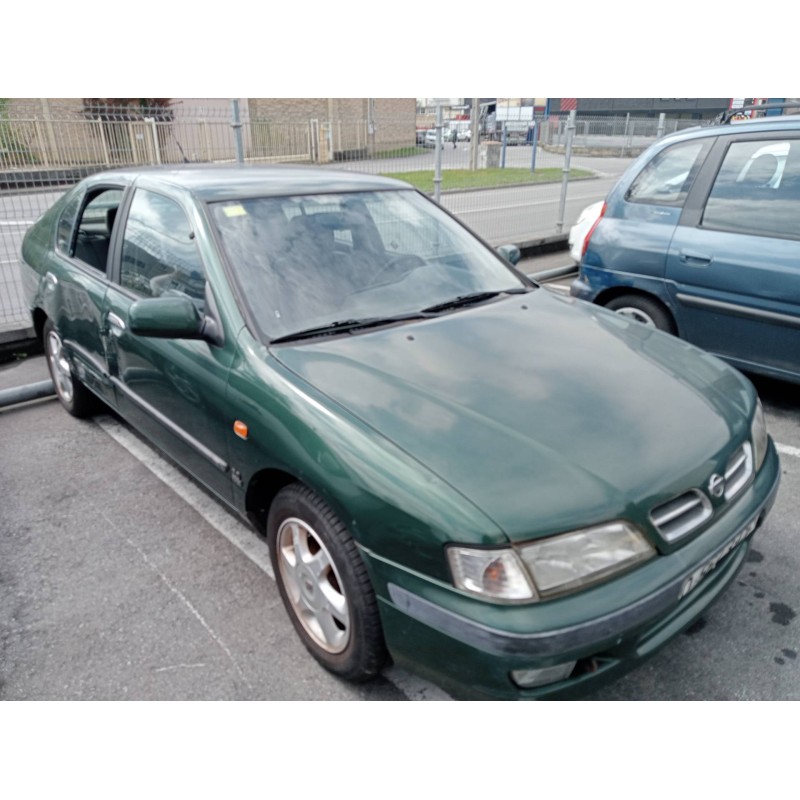 nissan primera berlina (p11) del año 1999