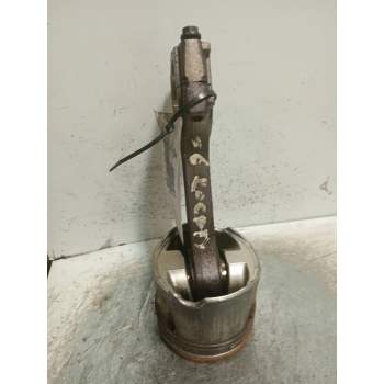 PISTON 10653  OEM 10653