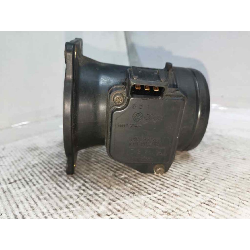 Recambio de caudalimetro para audi a3 (8l) 1.8 20v referencia OEM IAM AFH6010B 058133471 HITACHI