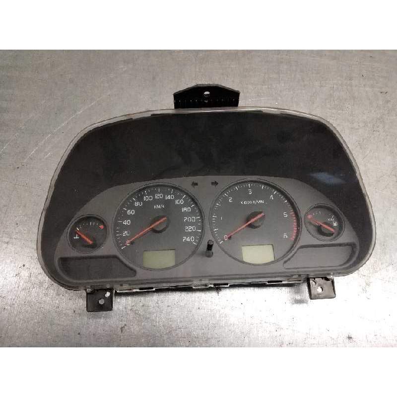 Recambio de cuadro instrumentos para volvo v40 familiar 1.9 diesel cat referencia OEM IAM 30623048G OP0349001 