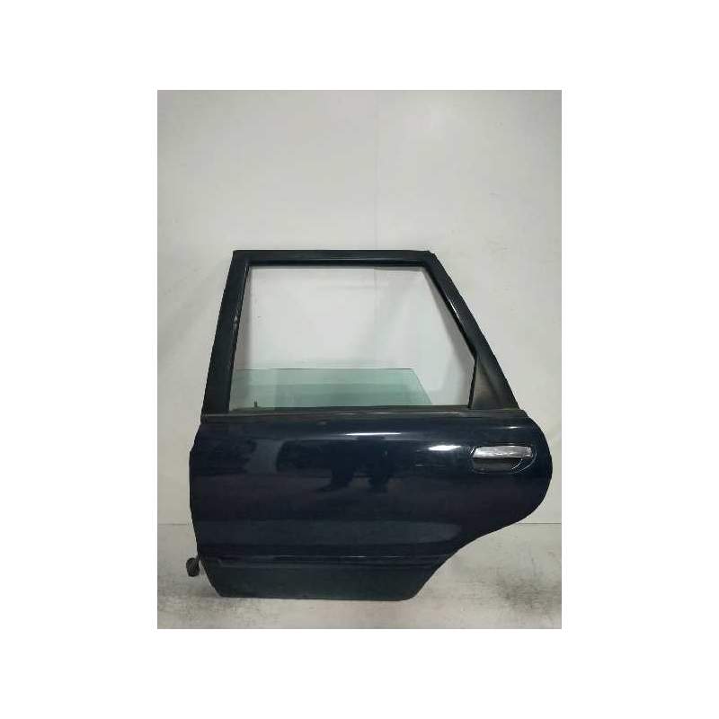 Recambio de puerta trasera izquierda para volvo v40 familiar 1.9 diesel cat referencia OEM IAM   