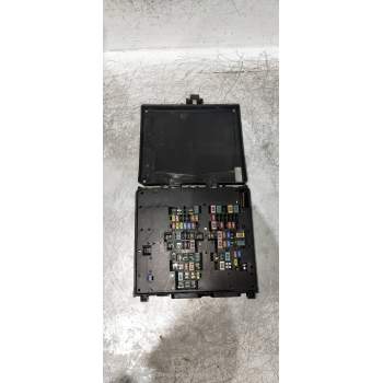 CAJA RELES / FUSIBLES H1BT14D068AG 