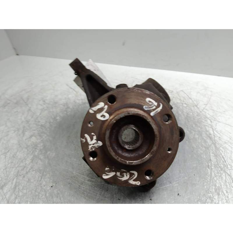 Recambio de mangueta delantera derecha para peugeot 206 berlina referencia OEM IAM  16G 1998