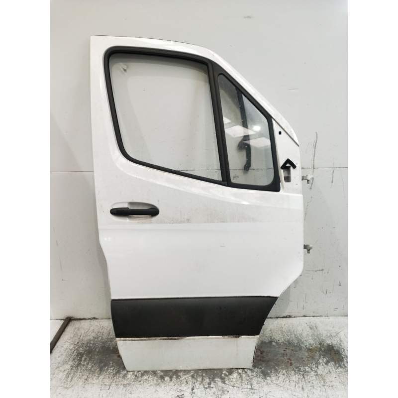 Recambio de puerta delantera derecha para mercedes-benz sprinter iii furgón fwd referencia OEM IAM  5P 2022