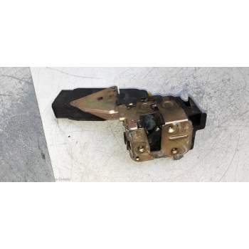 MOTOR CIERRE CENTRALIZADO DELANTERO DERECHO 5P 2000