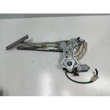 ELEVALUNAS DELANTERO DERECHO MR144596 AE2621003150 4P