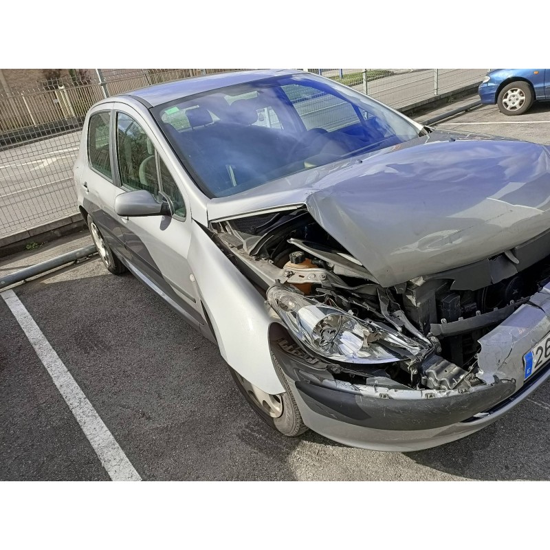 peugeot 307 (s1) del año 2001