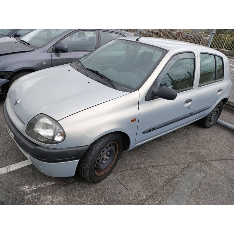 renault clio ii fase i (b/cbo) del año 2000