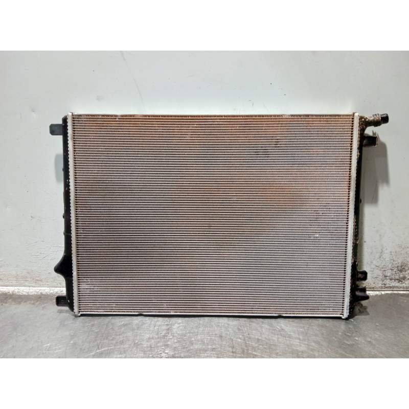 Recambio de radiador agua para mercedes-benz clase c (w206) c 220 d referencia OEM IAM A0995009900  