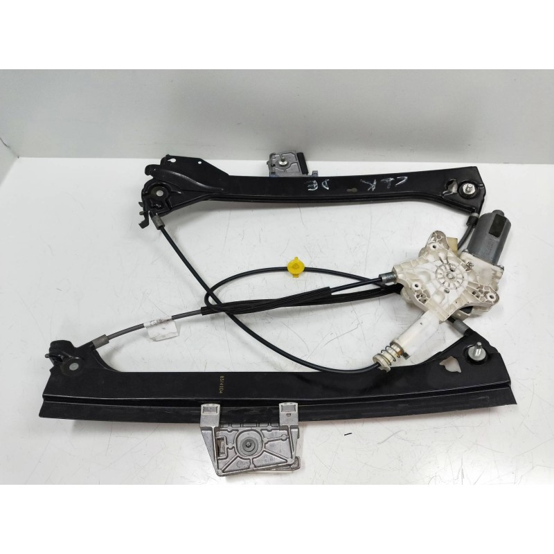 Recambio de elevalunas delantero derecho para mercedes clase clk (w209) coupe 2.7 cdi 20v cat referencia OEM IAM A2308200942 106